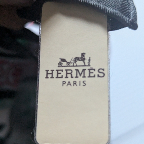 Hermes 100% Silk square Scarf, Versailles print - Picture 8 of 8